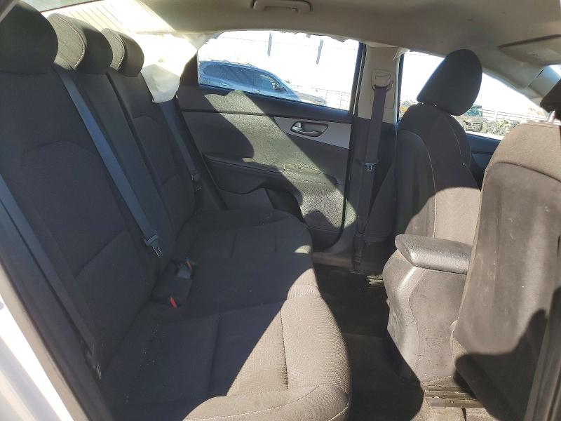 Photo 10 from auction – 2021 KIA FORTE with VIN 3KPF24AD7ME322998