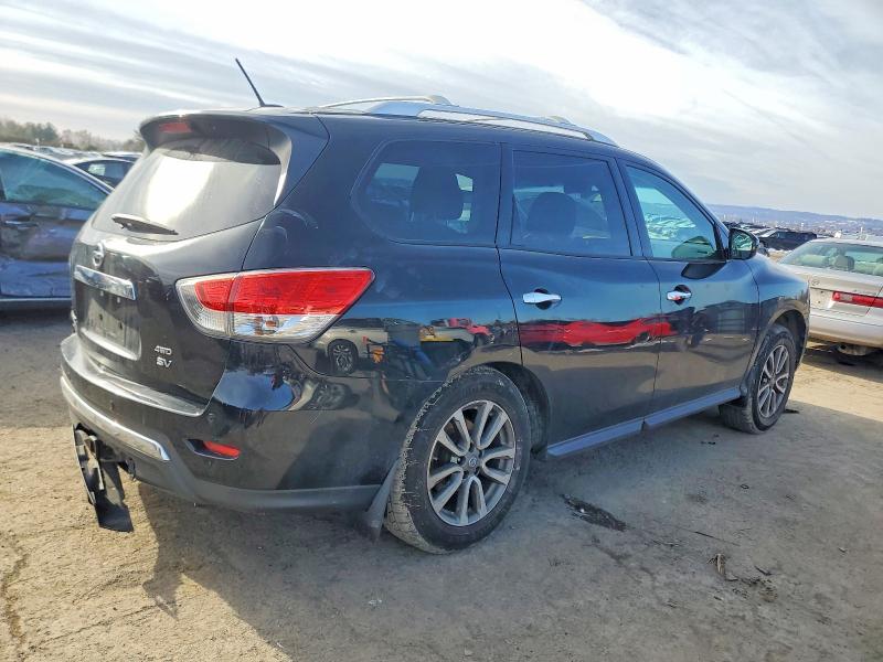 Photo 3 from auction – 2014 NISSAN PATHFINDER with VIN 5N1AR2MMXEC708387