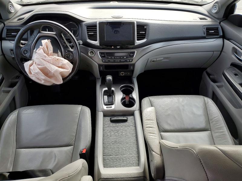 Фото 8 с аукциона – 2016 HONDA PILOT EXL с VIN 5FNYF5H58GB002105