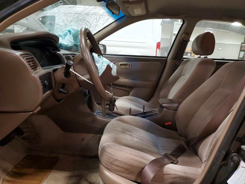 Photo 7 from auction – 2000 TOYOTA CAMRY CE with VIN 4T1BG22K3YU635700