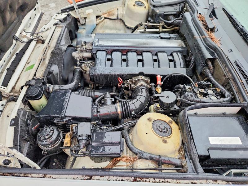 Photo 11 from auction – 1995 BMW 525 with VIN WBAHD6324SGK52977