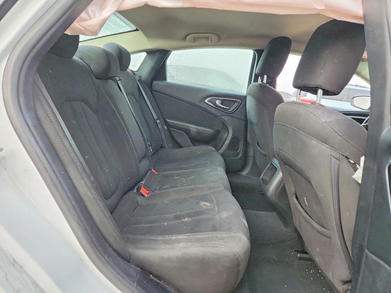 Photo 10 from auction – 2015 CHRYSLER 200 with VIN 1C3CCCAB3FN708491
