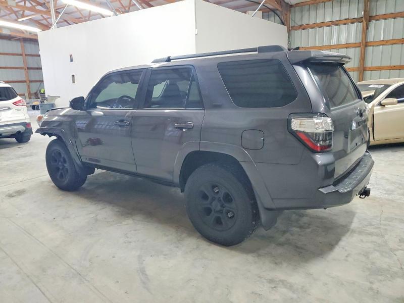 صورة رقم 2 من المزاد - 2015 TOYOTA 4RUNNER SR مع VIN JTEBU5JR8F5266610