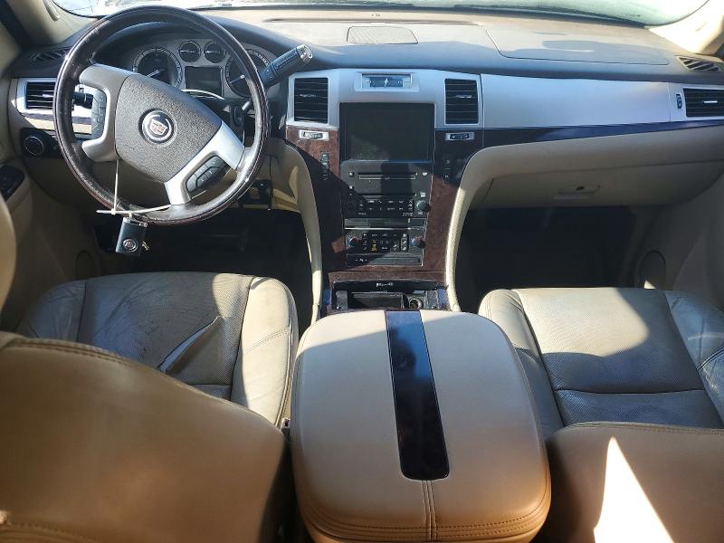 Photo 8 from auction – 2010 CADILLAC ESCALADE with VIN 1GYUCBEF1AR155729