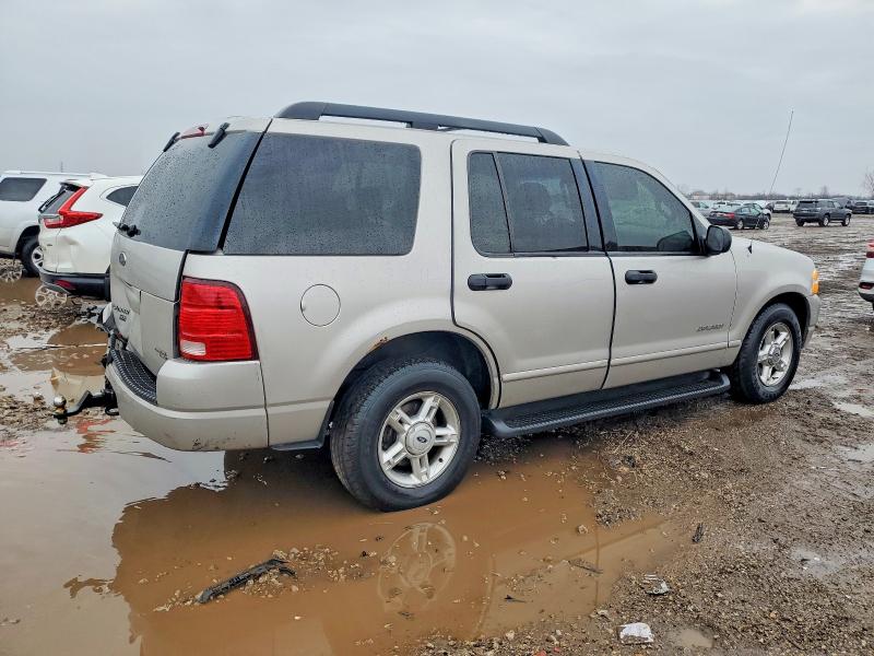Photo 3 from auction – 2005 FORD EXPLORER X with VIN 1FMZU73K55UA90453