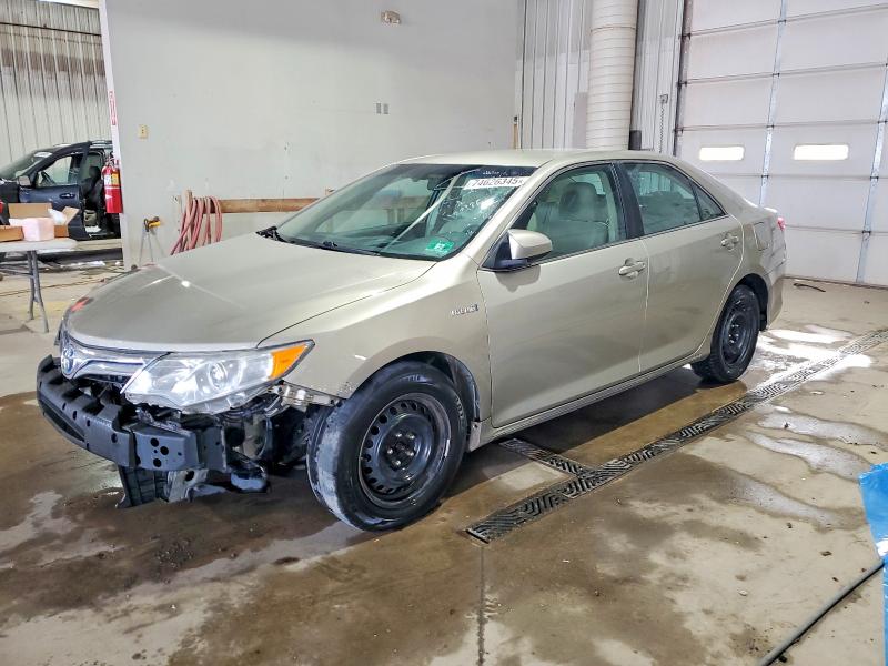 TOYOTA CAMRY HYBR 2014 with VIN 4T1BD1FK4EU124506 - Photo from auction