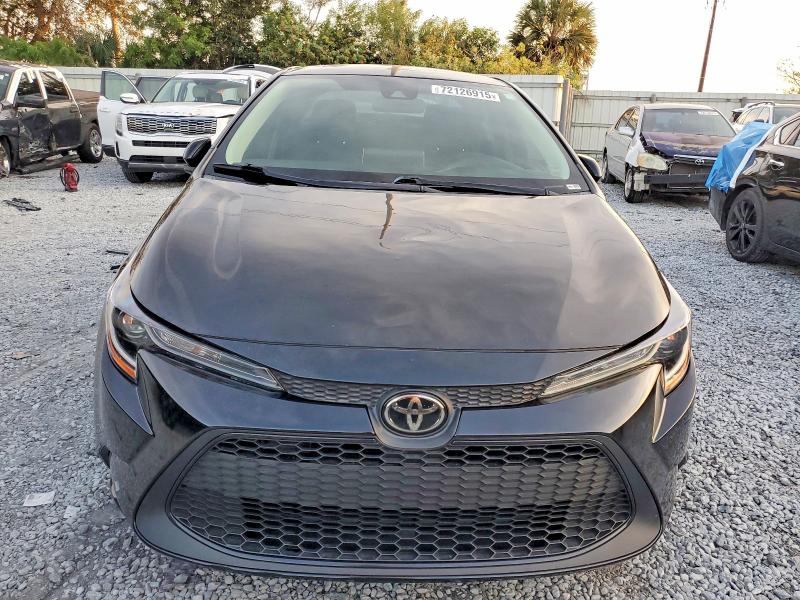 Photo 5 from auction – 2021 TOYOTA COROLLA LE with VIN 5YFEPMAE0MP154402