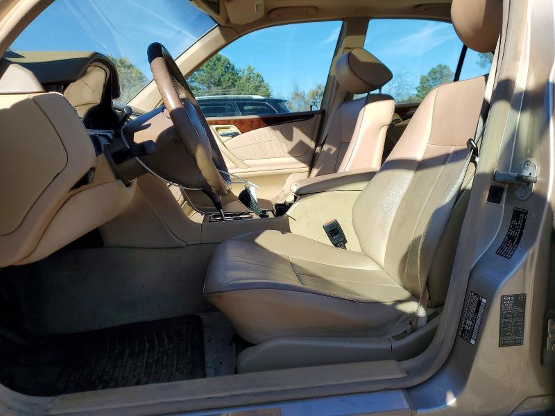 Photo 7 from auction – 2000 MERCEDES-BENZ E 320 with VIN WDBJF65JXYB049048