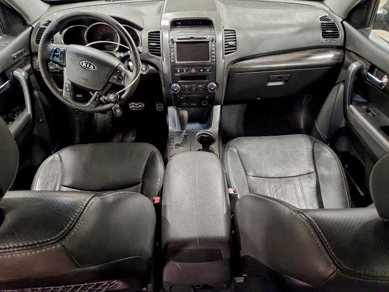 Photo 8 from auction – 2012 KIA SORENTO SX with VIN 5XYKWDA29CG223988
