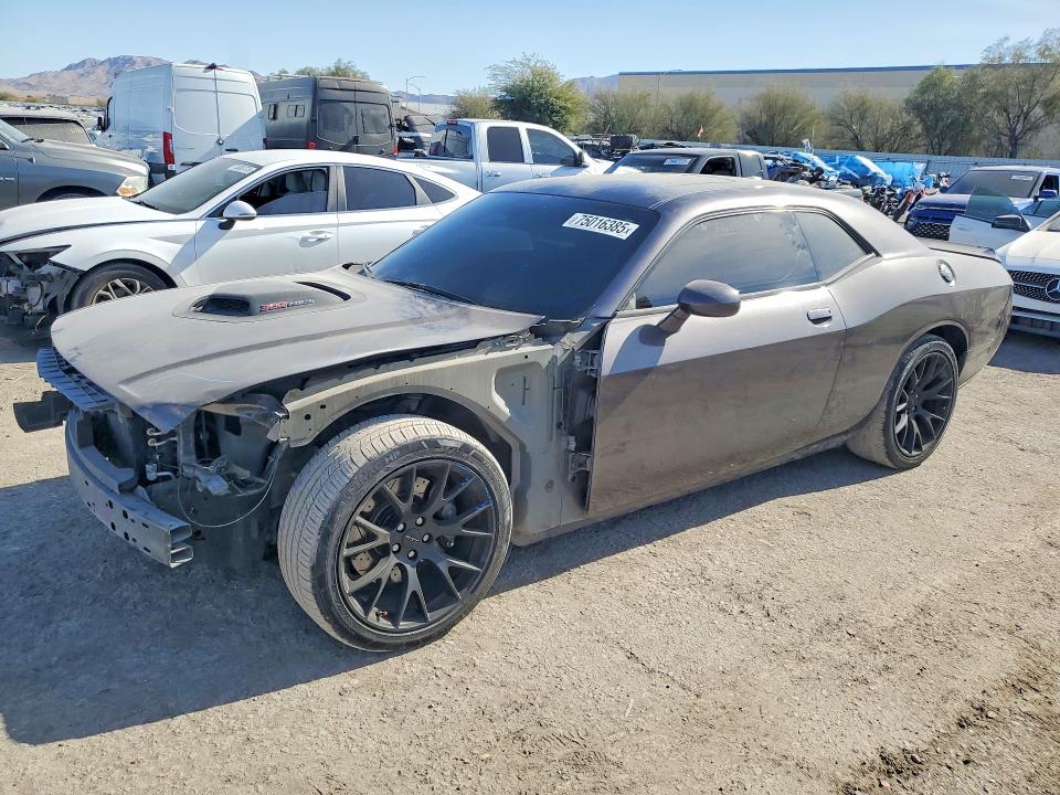 DODGE CHALLENGER 2016 with VIN 2C3CDZFJ5GH249894 - Photo from auction