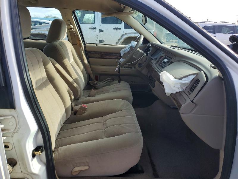 Photo 7 from auction – 2005 MERCURY GRAND MARQ with VIN 2MEFM74W55X611316