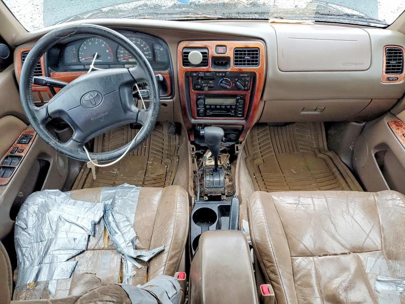 Photo 8 from auction – 2000 TOYOTA 4RUNNER SR with VIN JT3GN86R1Y0160988