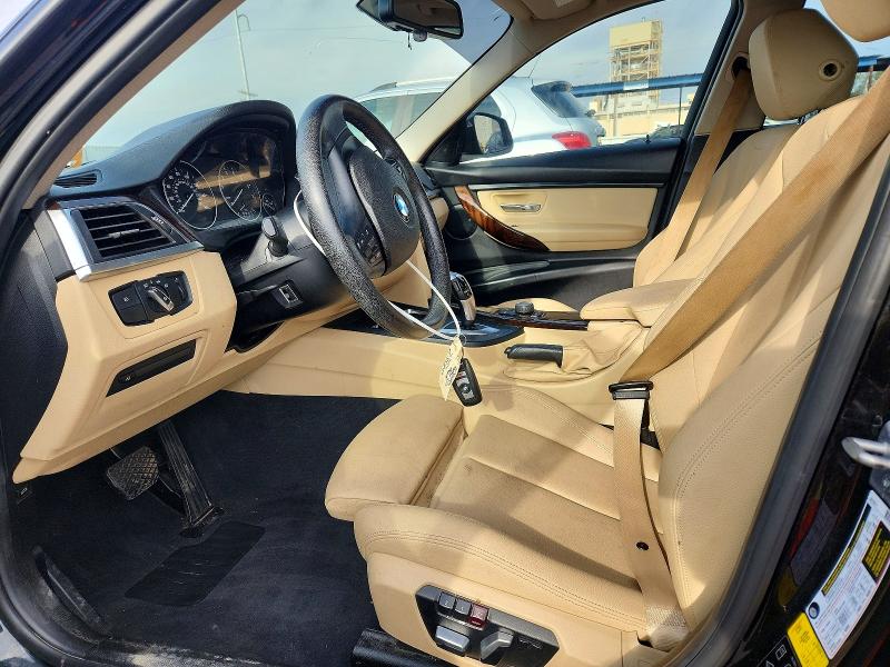 Photo 7 from auction – 2018 BMW 320 with VIN WBA8E5G54JNU46205