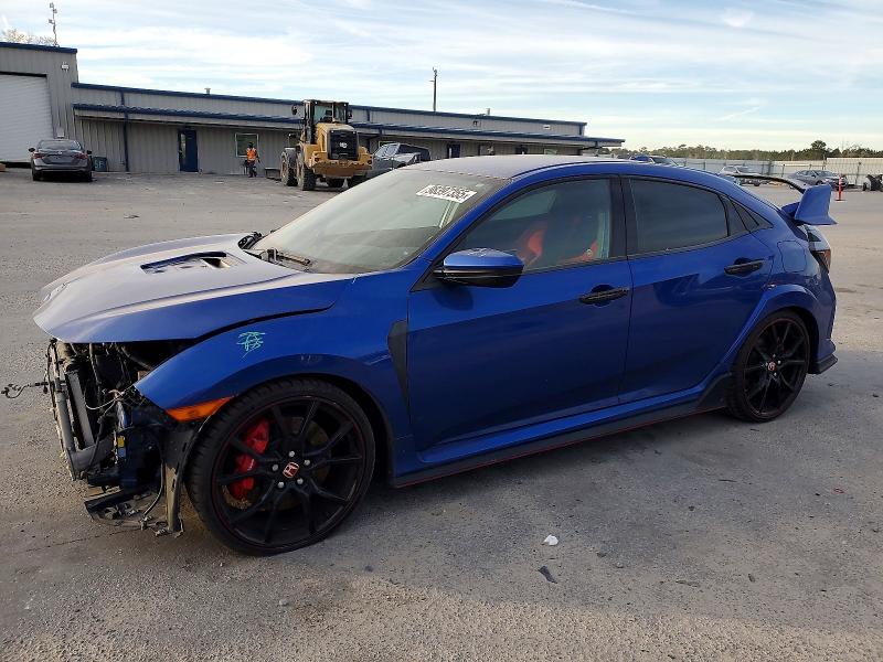 HONDA CIVIC TYPE 2018 with VIN SHHFK8G71JU203485 - Photo from auction