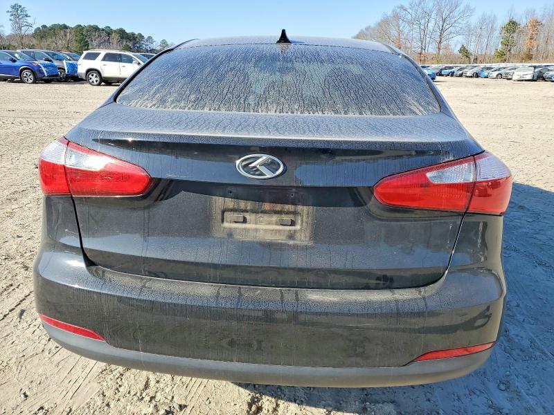 Photo 6 from auction – 2016 KIA FORTE LX with VIN KNAFK4A62G5511122