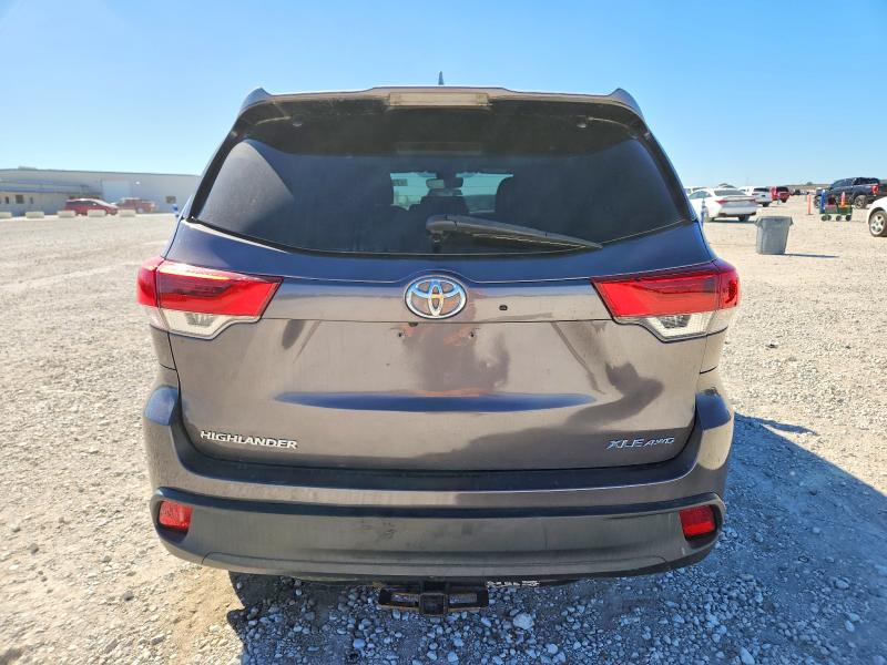 Photo 6 from auction – 2019 TOYOTA HIGHLANDER with VIN 5TDJZRFHXKS593913