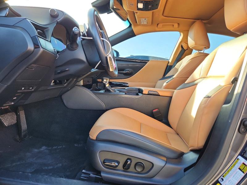 Photo 7 from auction – 2022 LEXUS ES 300H BA with VIN 58ACA1C15NU022469