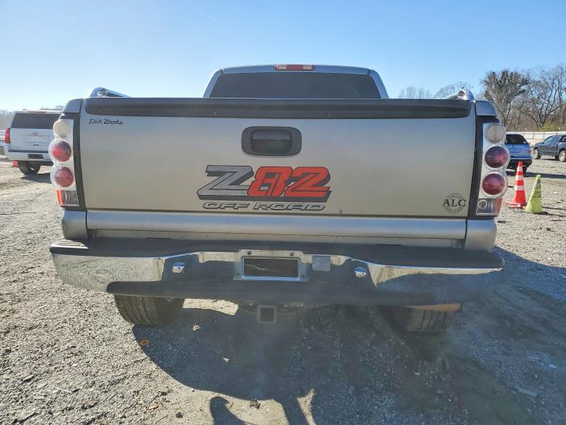 Photo 6 from auction – 2000 CHEVROLET SILVERADO with VIN 1GCEK19T2YE364499