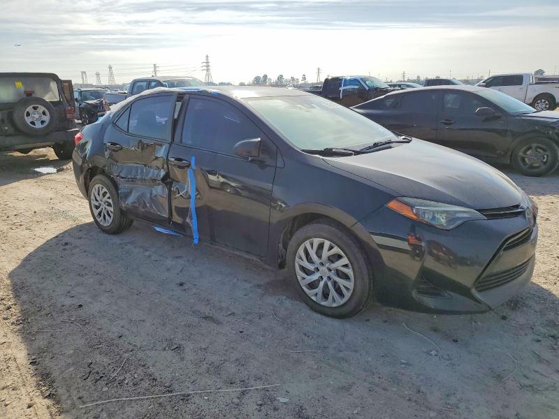 Photo 4 from auction – 2018 TOYOTA COROLLA with VIN 5YFBURHE7JP795069
