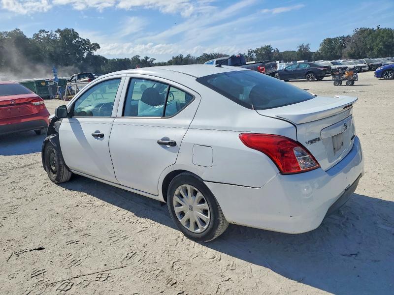 Photo 2 from auction – 2015 NISSAN VERSA S with VIN 3N1CN7AP4FL946622