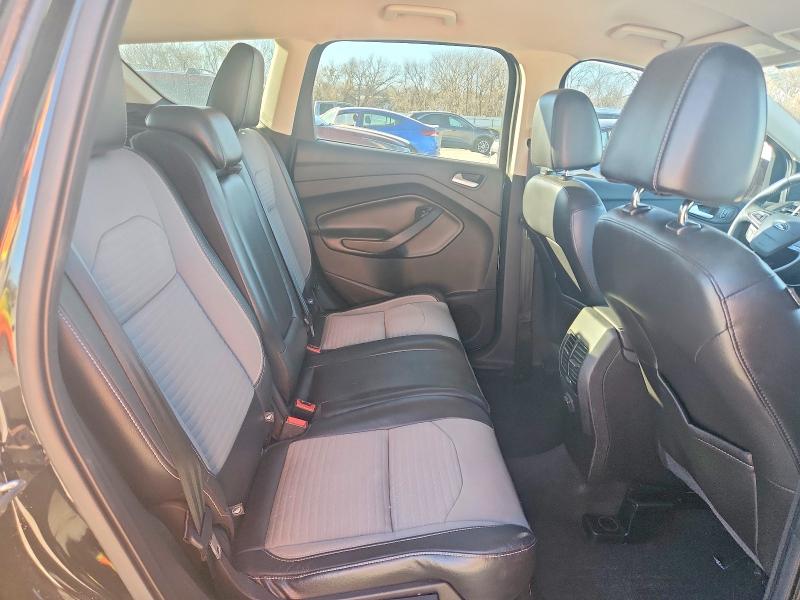 Foto 10 de la subasta – 2017 FORD ESCAPE SE con VIN 1FMCU0G97HUE95349