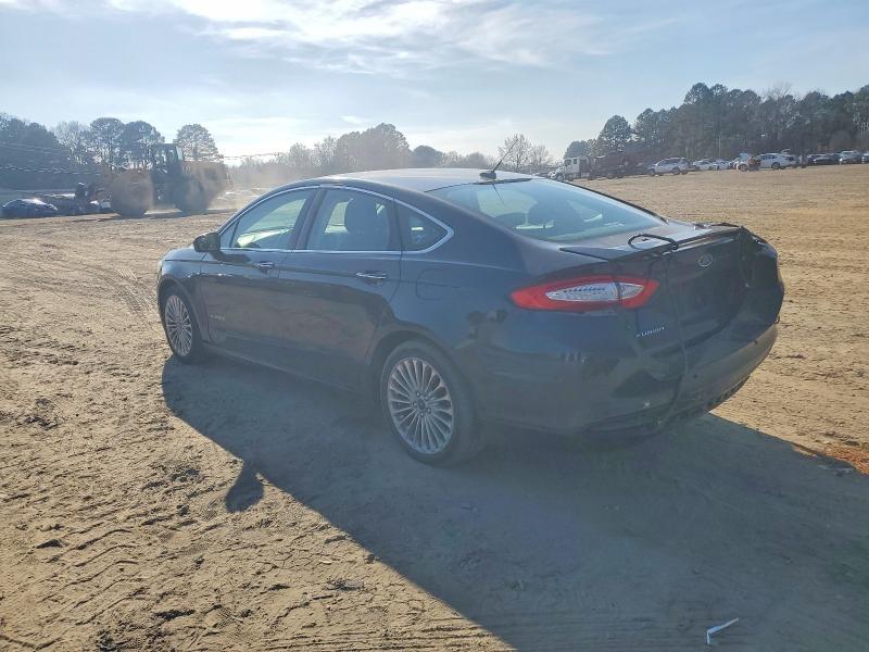 Photo 2 from auction – 2014 FORD FUSION with VIN 3FA6P0RU3ER285494