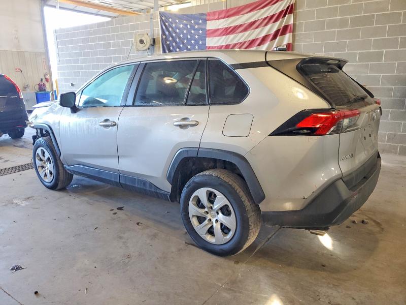Photo 2 from auction – 2022 TOYOTA RAV4 LE with VIN 2T3F1RFV5NW284887