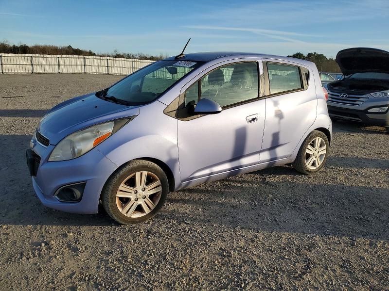CHEVROLET SPARK 1LT 2014 with VIN KL8CD6S92EC577501 - Photo from auction