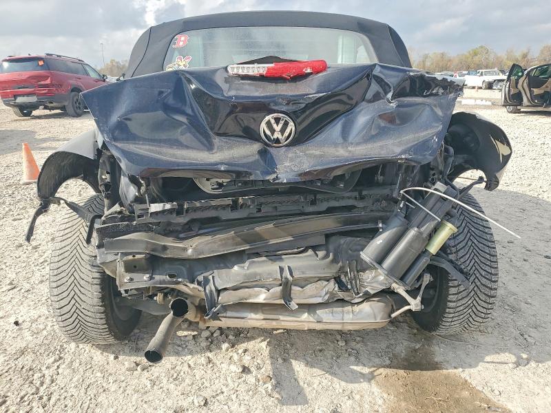Photo 6 from auction – 2015 VOLKSWAGEN BEETLE 1.8 with VIN 3VW517AT2FM809474