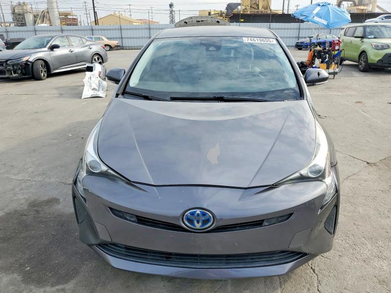 Photo 5 from auction – 2017 TOYOTA PRIUS with VIN JTDKARFU4H3049751