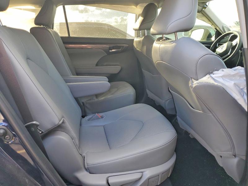 Photo 10 from auction – 2025 TOYOTA HIGHLANDER with VIN 5TDKDRBH7SS588628