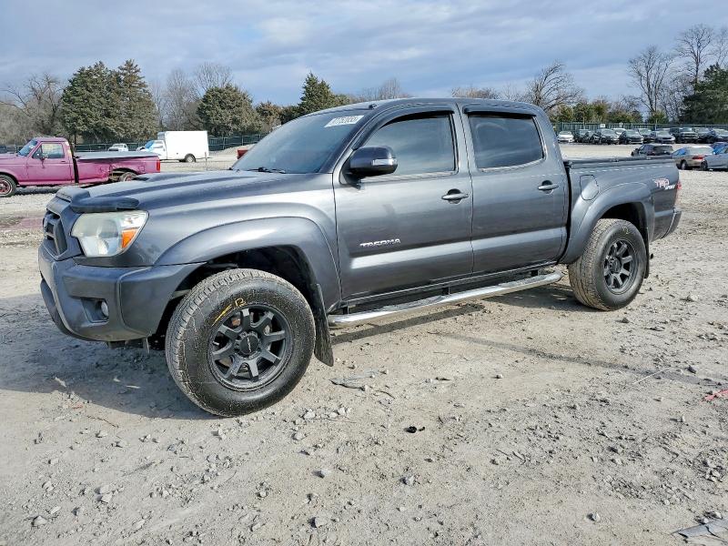 TOYOTA TACOMA DOU 2013 with VIN 3TMLU4EN6DM123804 - Photo from auction