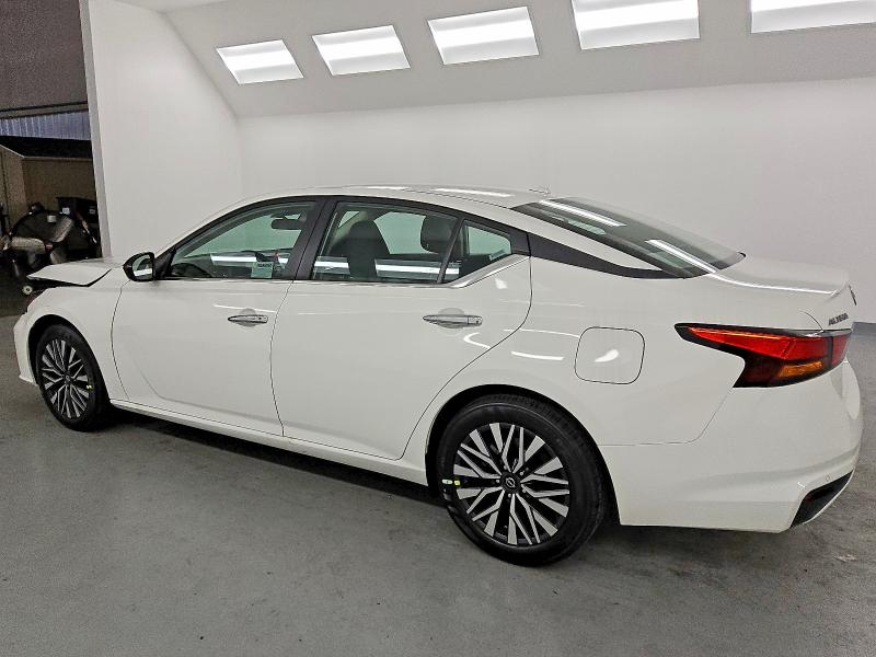 Photo 2 from auction – 2025 NISSAN ALTIMA SV with VIN 1N4BL4DV9SN433115