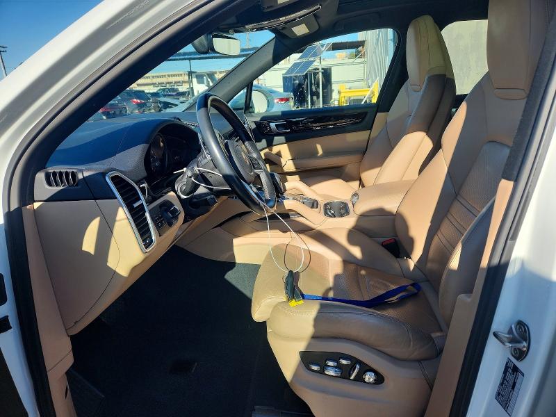 Photo 7 from auction – 2020 PORSCHE CAYENNE with VIN WP1AA2AY7LDA05662