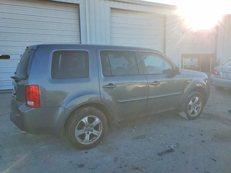 Photo 3 from auction – 2012 HONDA PILOT EXL with VIN 5FNYF3H58CB008355