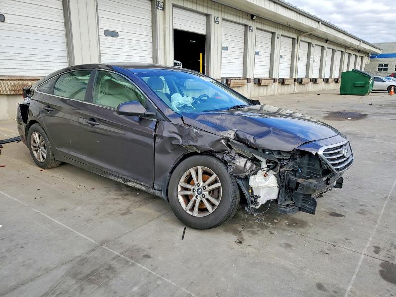 Photo 4 from auction – 2015 HYUNDAI SONATA SE with VIN 5NPE24AF7FH235940