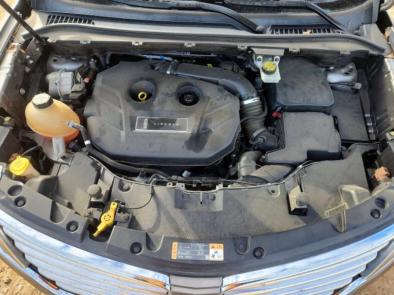 Photo 12 from auction – 2017 LINCOLN MKC SELECT with VIN 5LMCJ2C91HUL46734