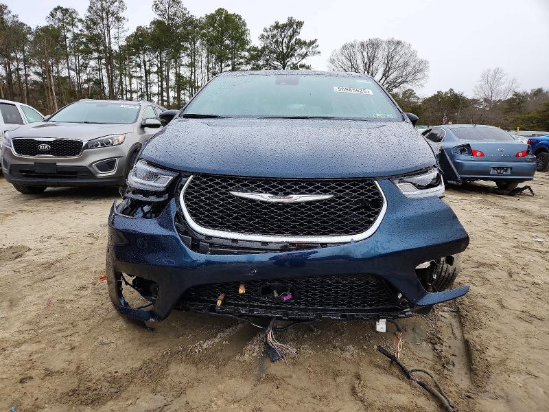 Photo 5 from auction – 2025 CHRYSLER PACIFICA with VIN 2C4RC1BG0SR571415
