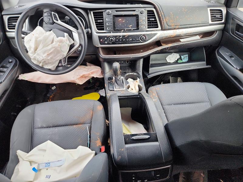 Zdjęcie 8 z aukcji – 2019 TOYOTA HIGHLANDER z VIN 5TDZZRFH0KS308302