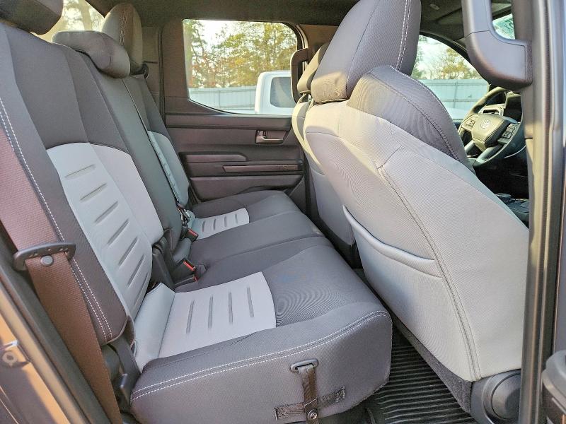 Photo 10 from auction – 2025 TOYOTA TACOMA with VIN 3TMLB5JN3SM164633