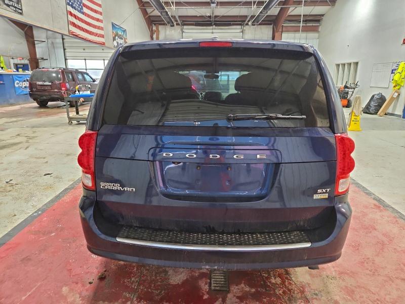 Photo 6 from auction – 2017 DODGE GRAND CARA with VIN 2C4RDGCG0HR807603
