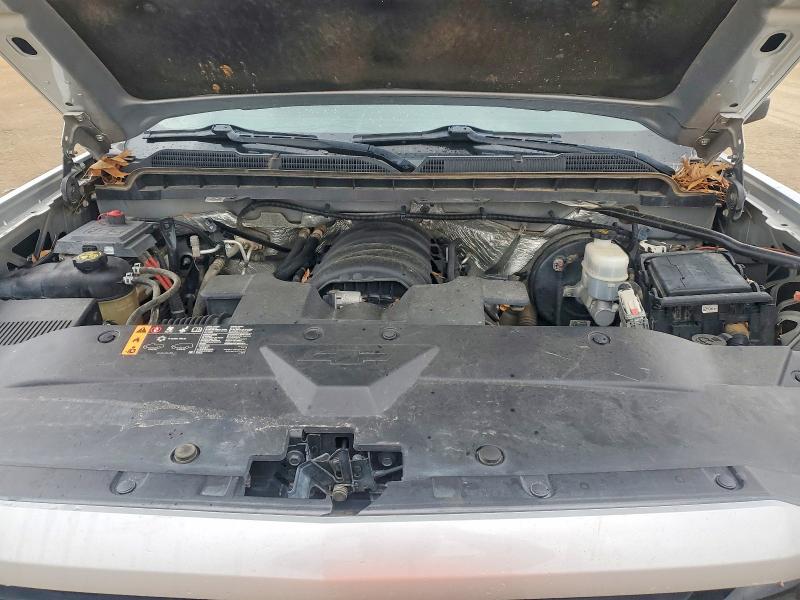 Photo 11 from auction – 2018 CHEVROLET SILVERADO with VIN 3GCUKREC0JG273231