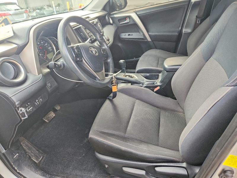 Снимка 7 от търг – 2015 TOYOTA RAV4 XLE с VIN JTMRFREV0FJ042265