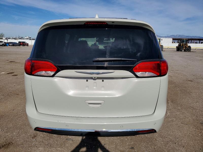 Photo 6 from auction – 2017 CHRYSLER PACIFICA E with VIN 2C4RC1N79HR797604