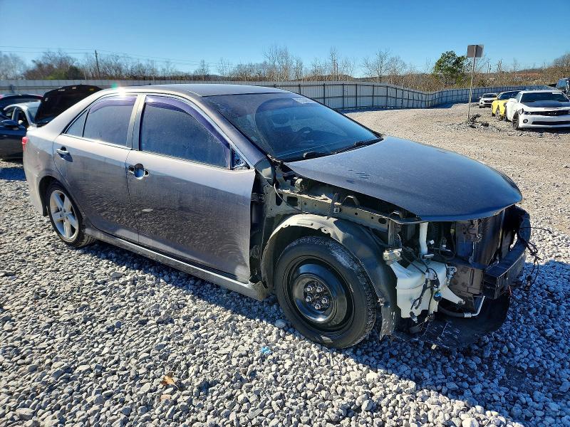 Zdjęcie 4 z aukcji – 2014 TOYOTA CAMRY L z VIN 4T1BF1FK0EU419161