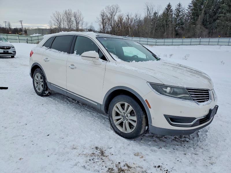 Photo 4 from auction – 2016 LINCOLN MKX RESERV with VIN 2LMTJ8LP5GBL79748