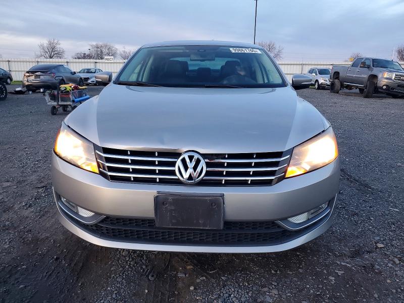 Photo 5 from auction – 2014 VOLKSWAGEN PASSAT SEL with VIN 1VWCT7A31EC071085