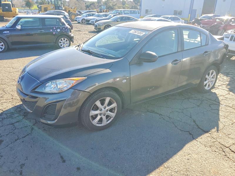 MAZDA 3 I 2010 with VIN JM1BL1SG7A1205262 - Photo from auction