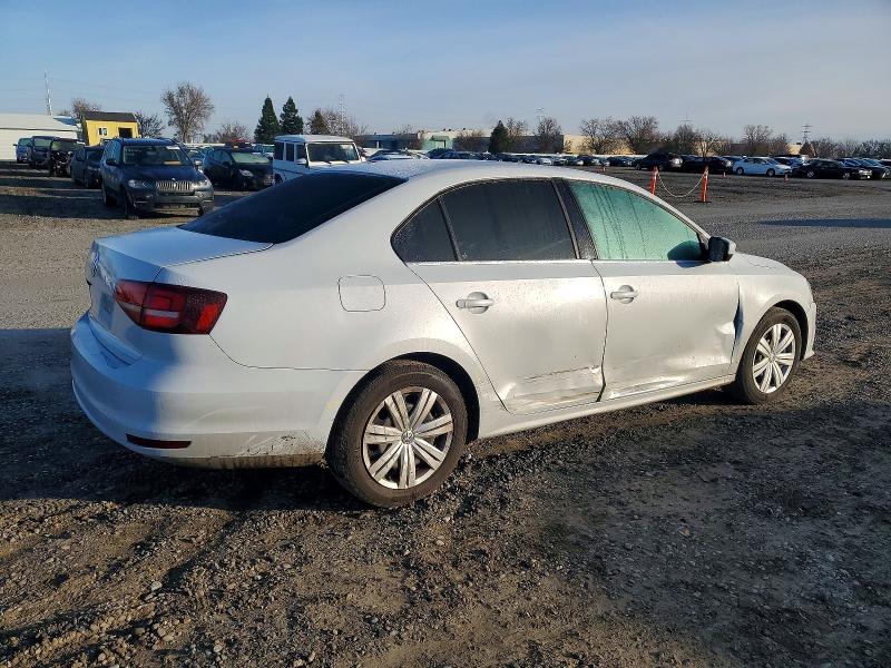 Photo 3 from auction – 2017 VOLKSWAGEN JETTA S with VIN 3VW2B7AJ6HM365341
