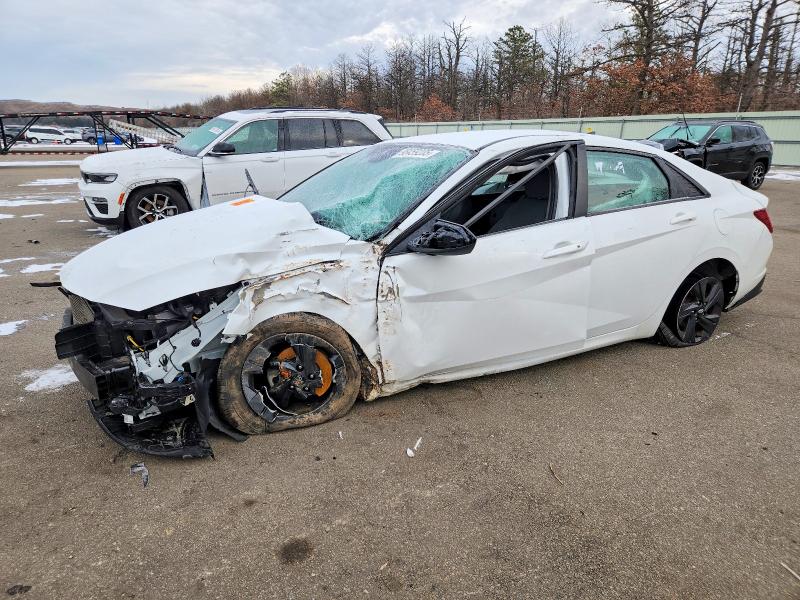 Photo 1 from auction – 2023 HYUNDAI ELANTRA with VIN 5NPLM4AG4PH091985